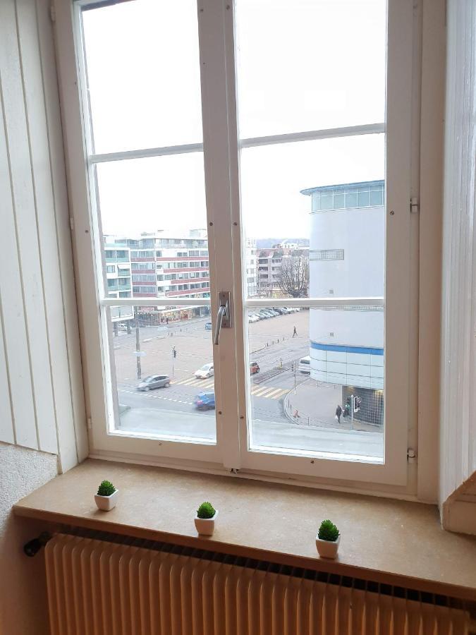 Haus De Philosophe Et Compositeur Rousseau Biel Exteriör bild