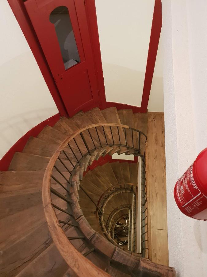 Haus De Philosophe Et Compositeur Rousseau Biel Exteriör bild